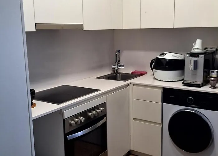 Bed & Breakfast Deluxe